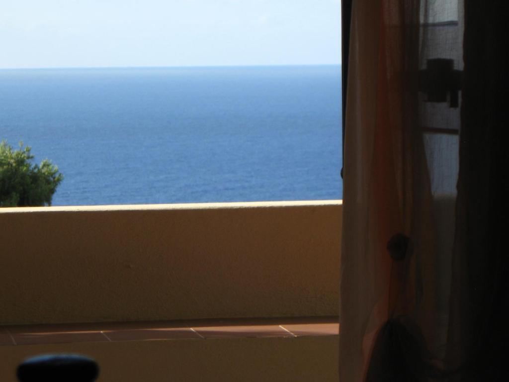 Eoliano B&B Malfa  Ruang foto