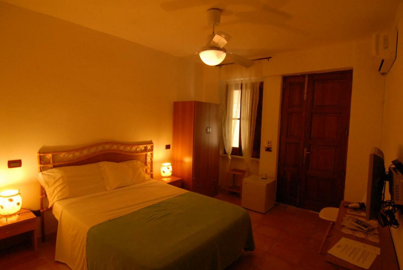Eoliano B&B Malfa  Bagian luar foto