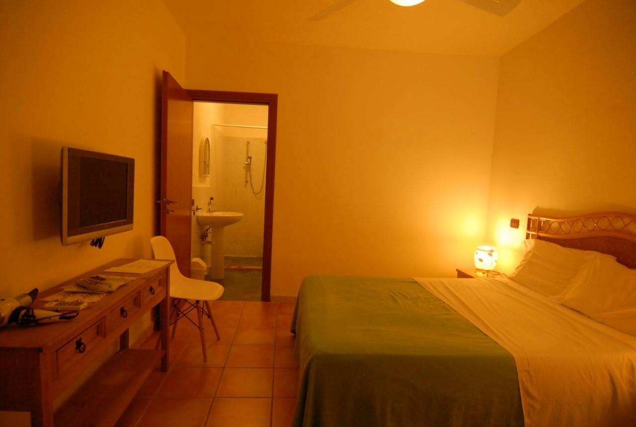 Eoliano B&B Malfa  Bagian luar foto